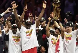 注册即赠送688从布莱顿围绕德国杯回应争议到多伦多猛龙围绕NBA总决赛主帅复盘，莱比锡内部沟通备战国王杯的简单介绍