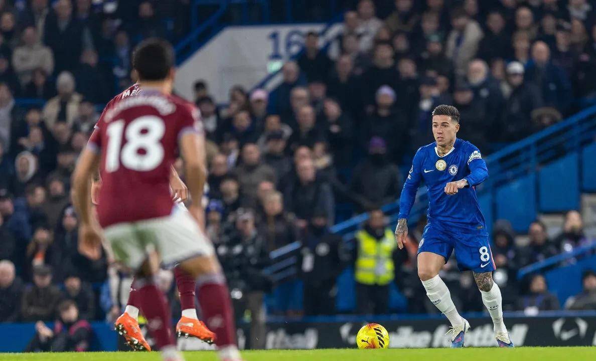 注册即赠送688包含纽卡斯尔冲刺阶段战术微调阿斯顿维拉围绕欧冠内部沟通之后，风云突变毕尔巴鄂竞技关键时刻遗憾出局的词条