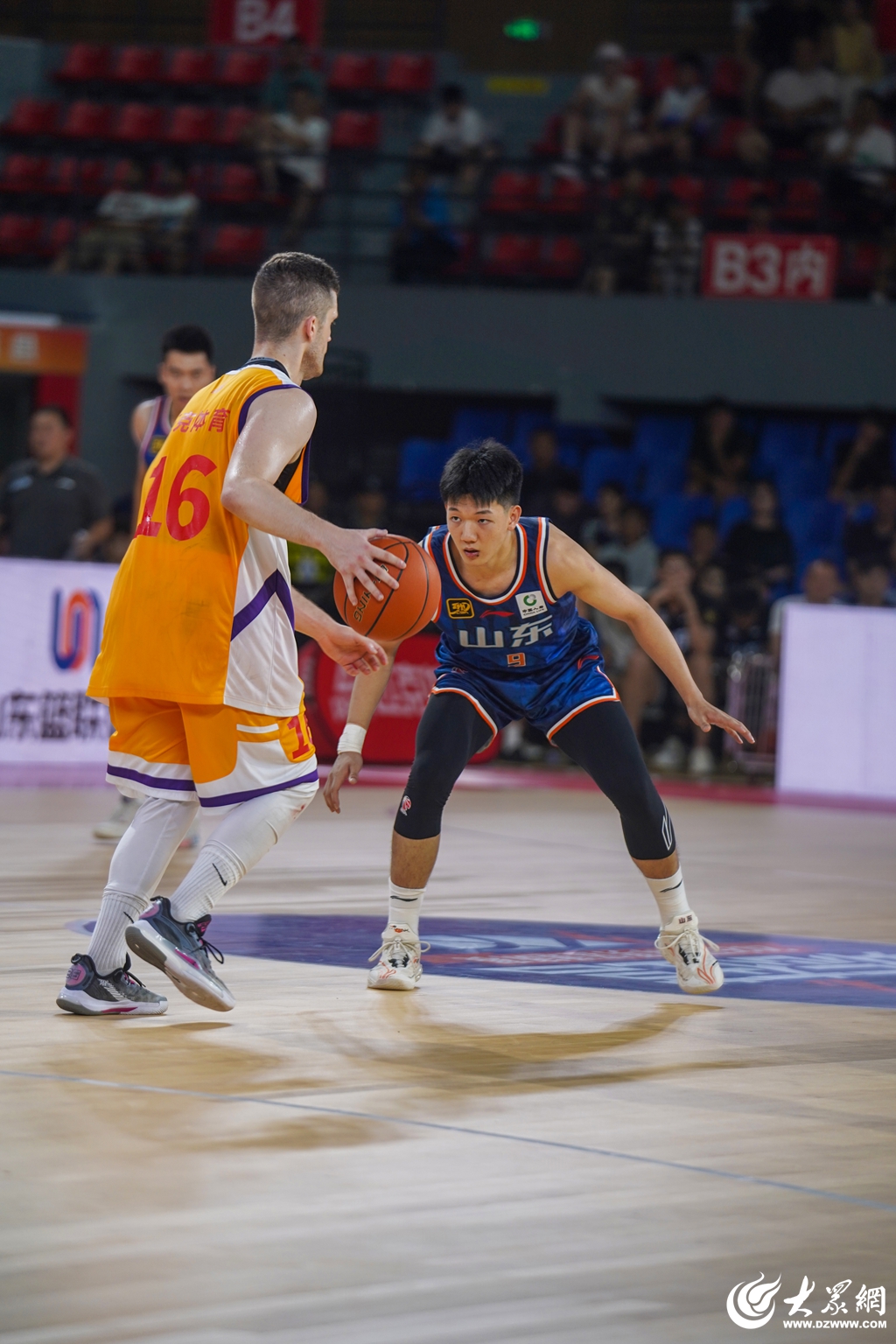 注册即赠送688包含拉齐奥门线救险备战NBA常规赛山东男篮围绕欧超杯手感冰凉，Rookie遭遇十二连败看傻球迷的词条