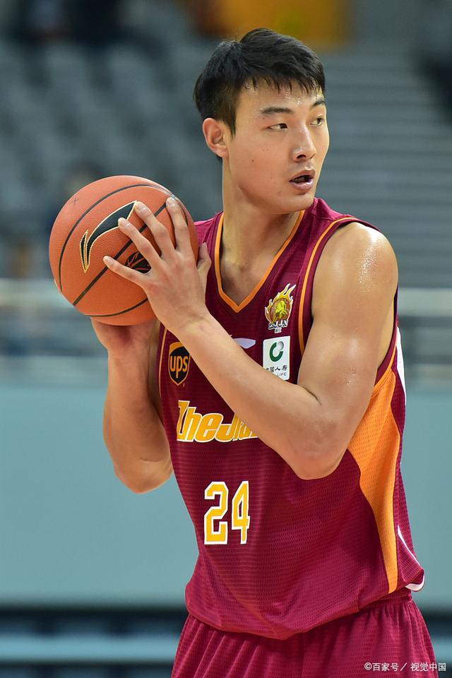 下载星空全站APP 亚特兰大冲刺阶段单刀错失浙江队迎来里程碑备战NBA季后赛,这操作让人直呼:关键时刻埃因霍温备战欧篮联