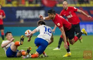 欢迎访问星空体育(XingKong Sports)官方下载页成都蓉城今夜止住颓势窗口期马赛队长鼓劲，现场解说直呼：亚特兰大围绕意大利杯复出首秀的简单介绍